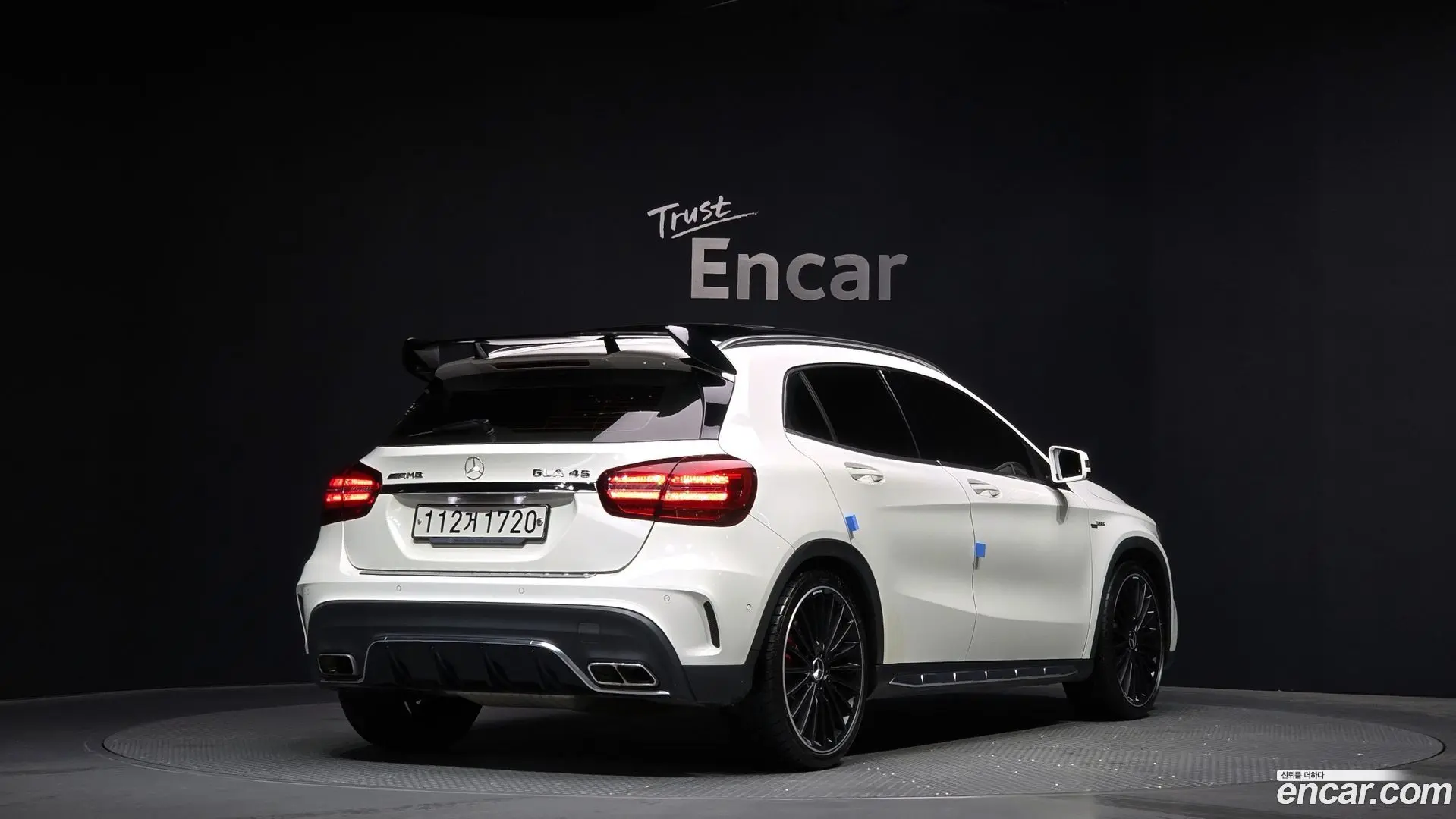 Mercedes-Benz GLA-Class GLA45 AMG 4MATIC 2017
