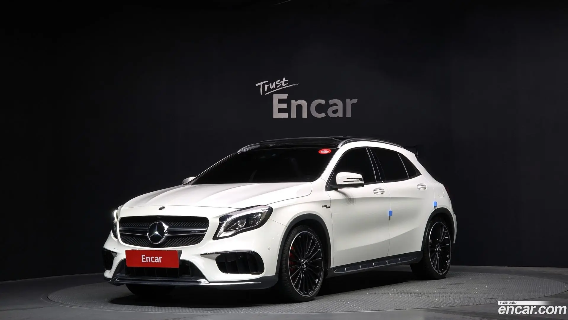 Mercedes-Benz GLA-Class GLA45 AMG 4MATIC 2017