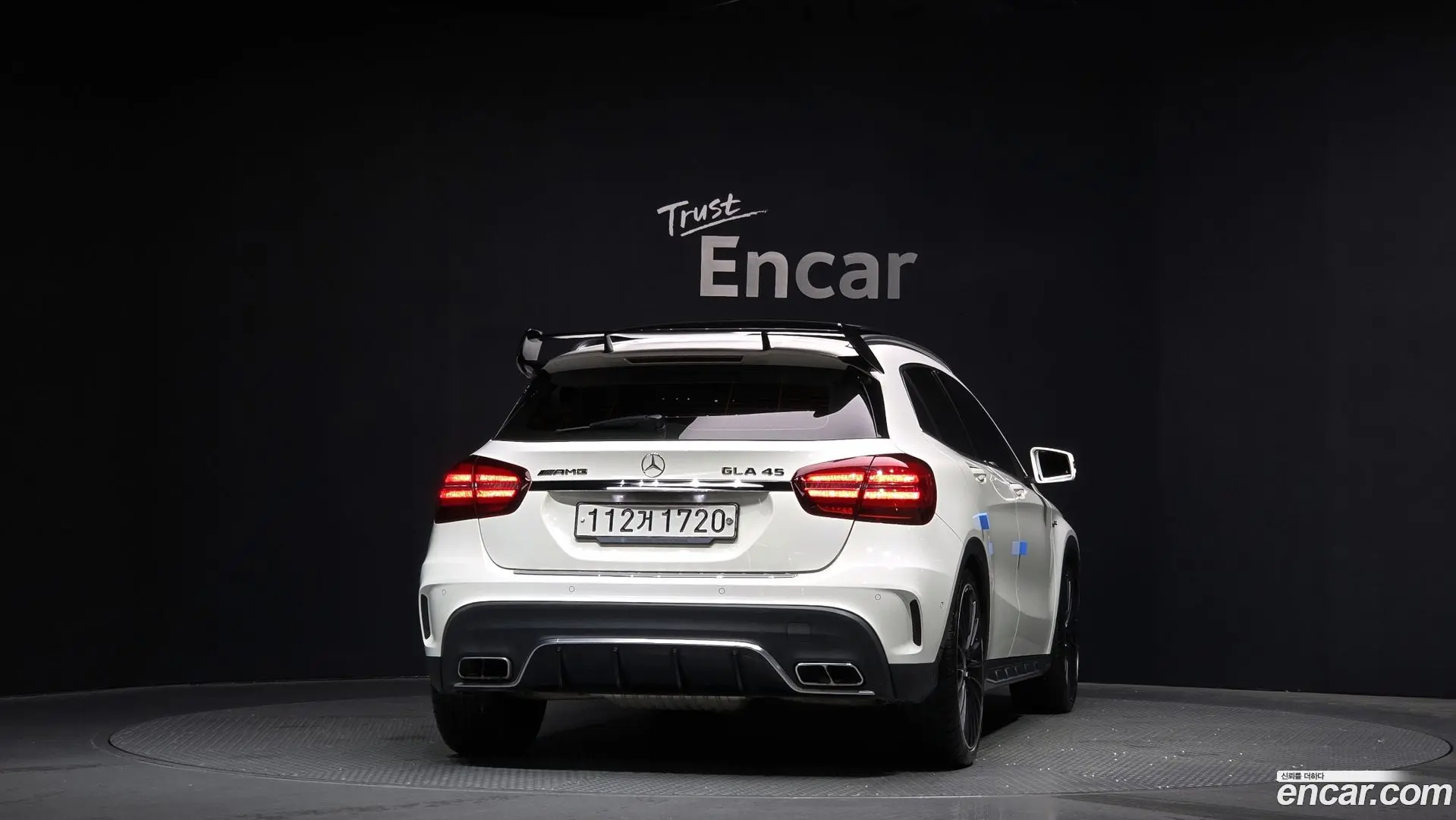 Mercedes-Benz GLA-Class GLA45 AMG 4MATIC 2017