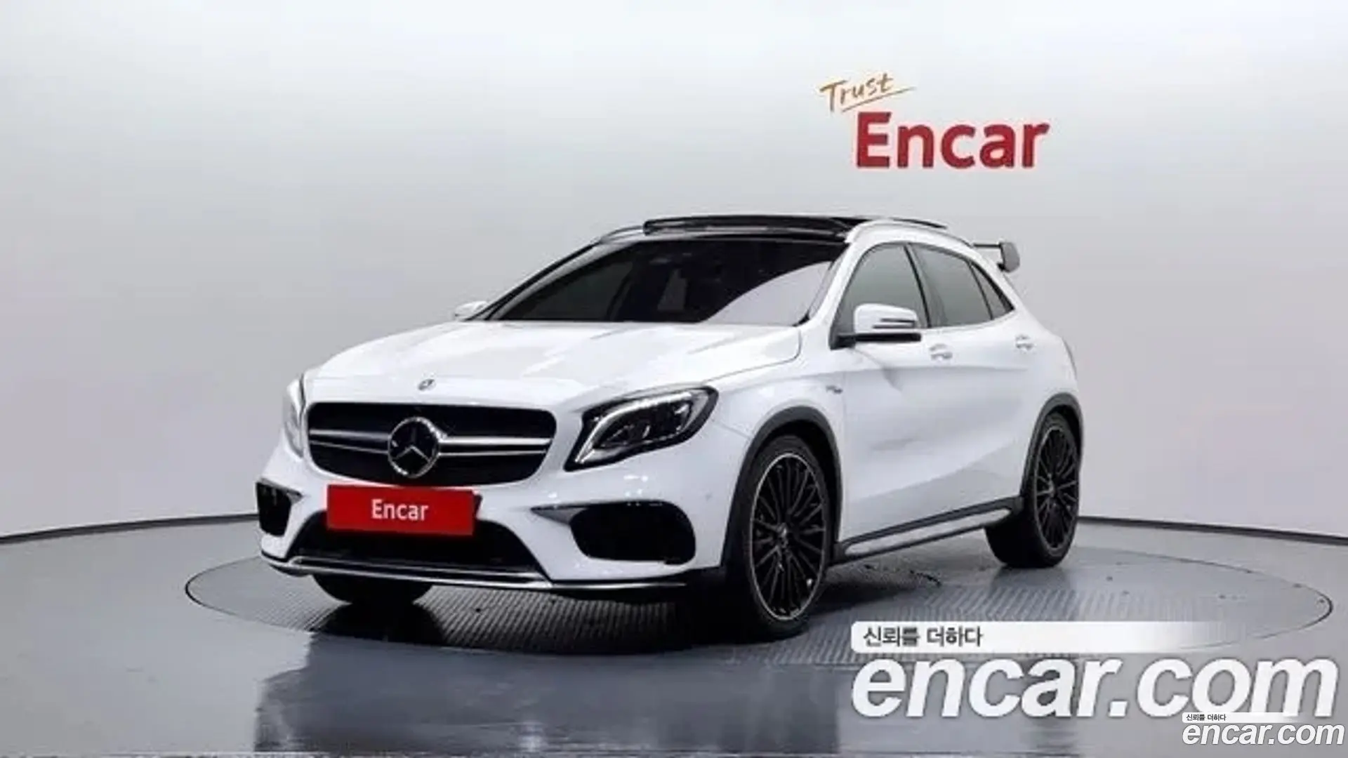 Mercedes-Benz GLA-Class GLA45 AMG 4MATIC 2017
