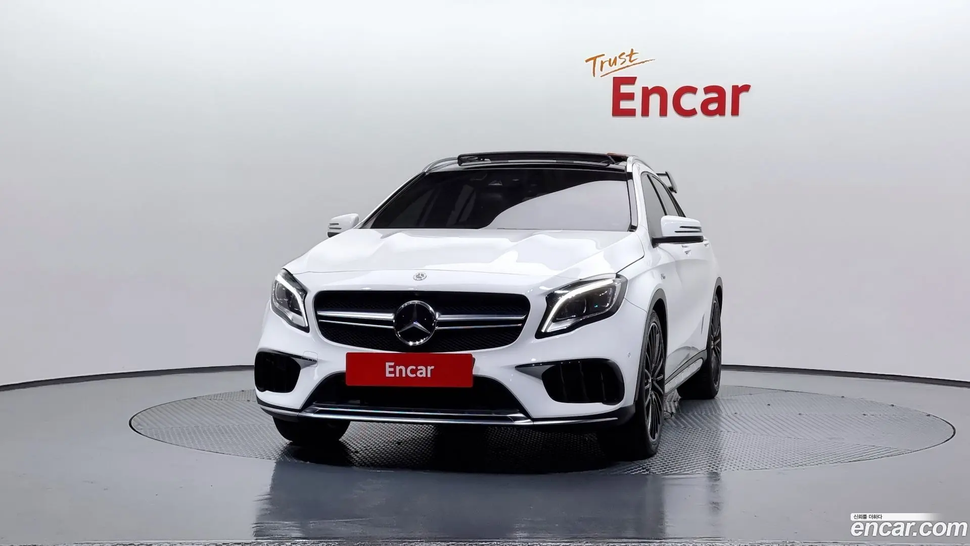 Mercedes-Benz GLA-Class GLA45 AMG 4MATIC 2017