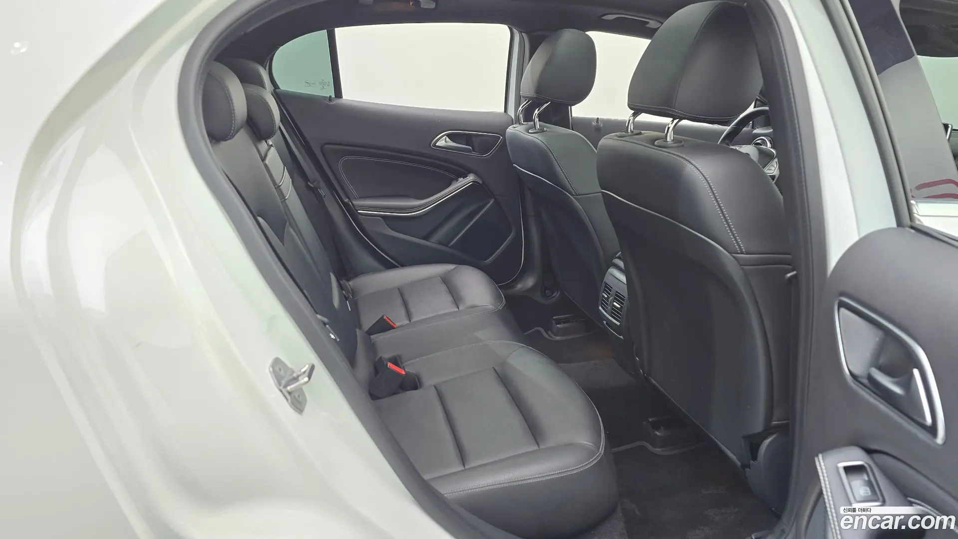 Mercedes-Benz GLA-Class GLA250 4MATIC 2020