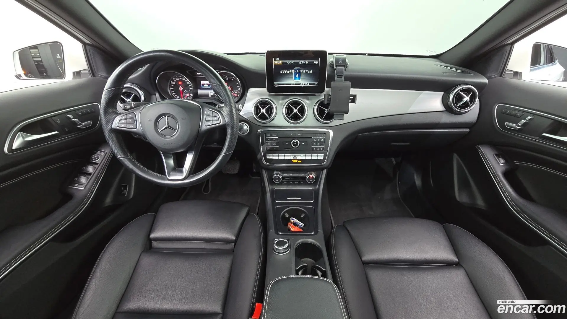 Mercedes-Benz GLA-Class GLA250 4MATIC 2020