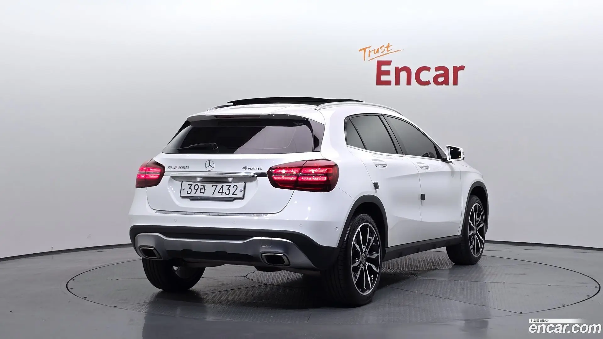 Mercedes-Benz GLA-Class GLA250 4MATIC 2020