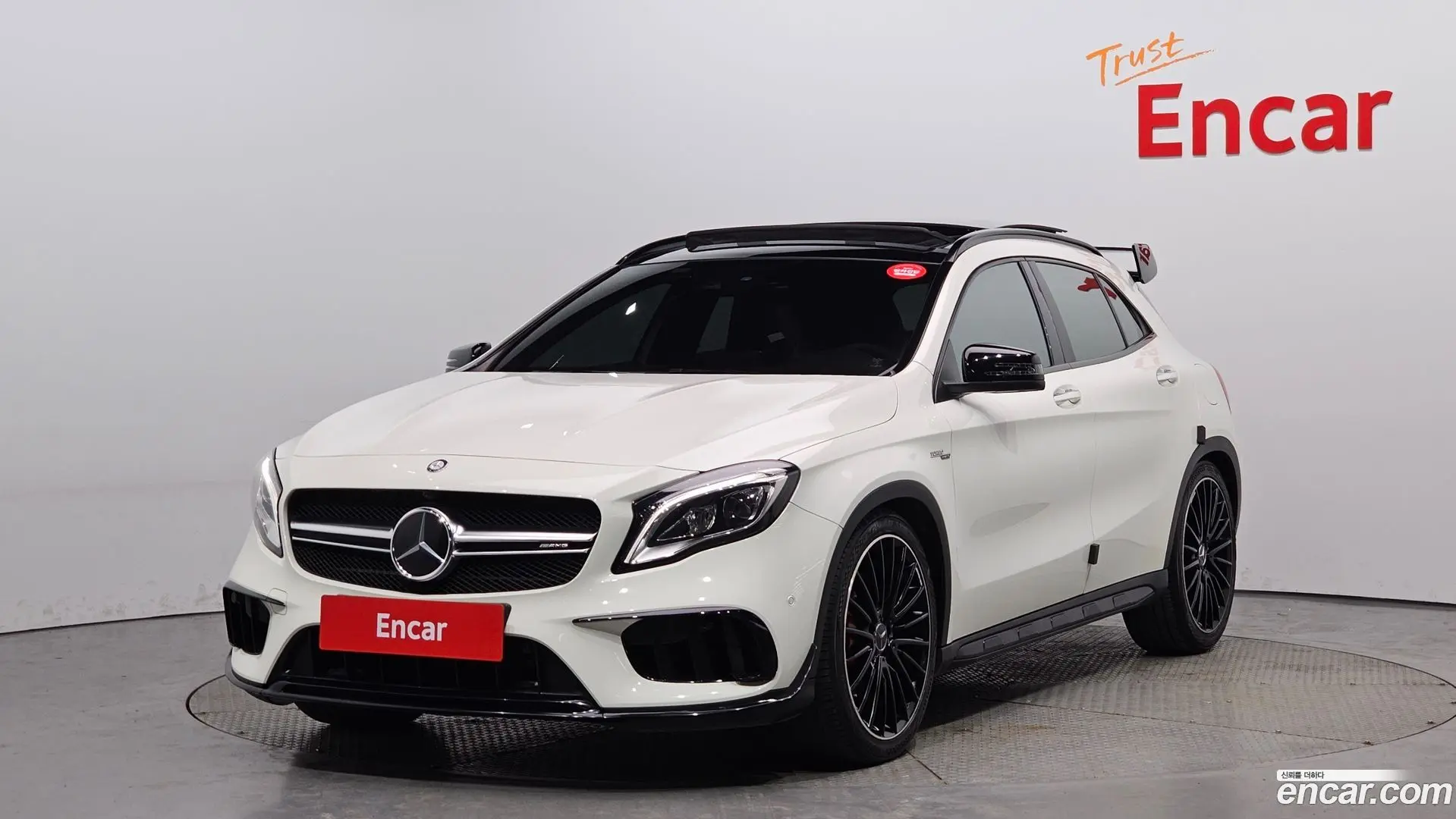 Mercedes-Benz GLA-Class GLA45 AMG 4MATIC 2017