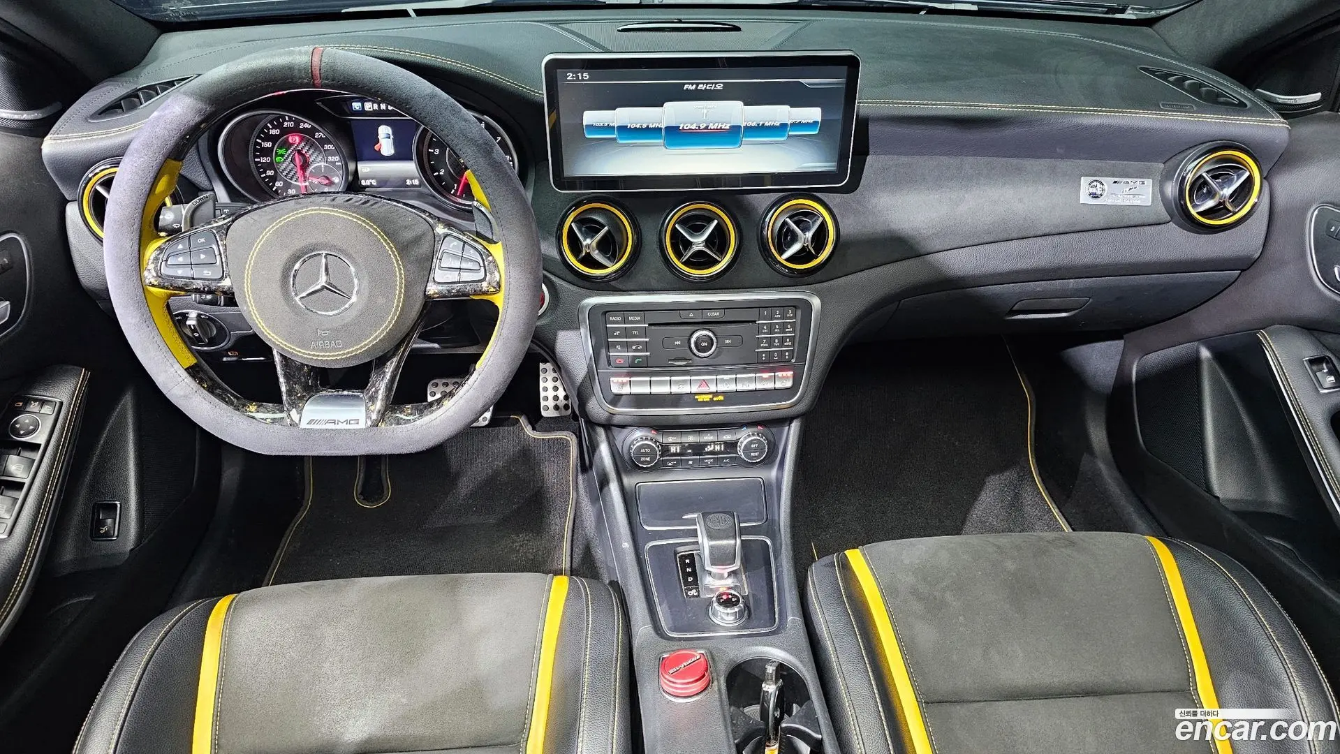 Mercedes-Benz GLA-Class GLA45 AMG 4MATIC 50th Edition 2017