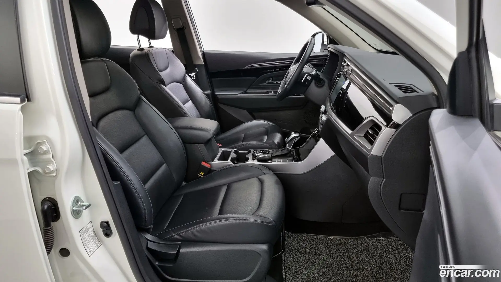 KG Mobility KORANDO Gasoline 1.5 4WD C7