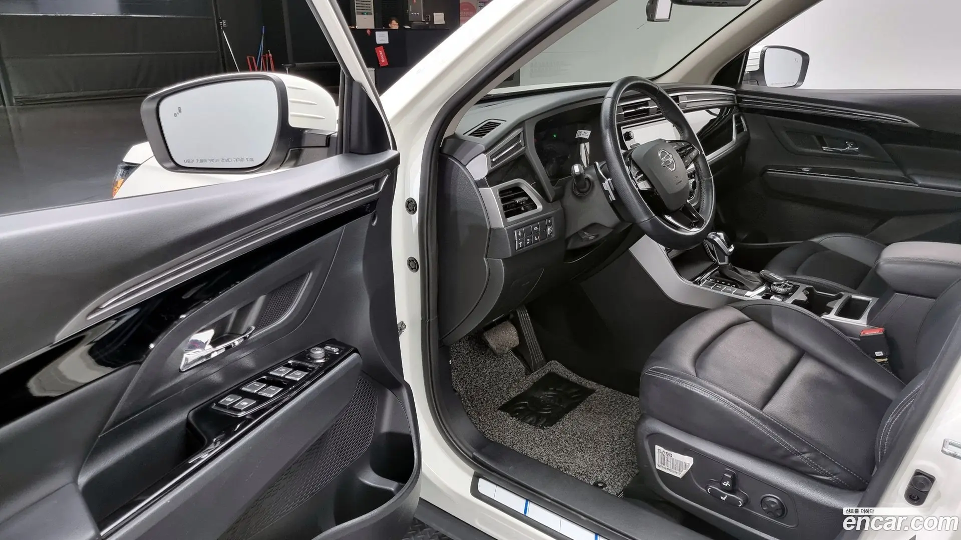 KG Mobility KORANDO Gasoline 1.5 4WD C7