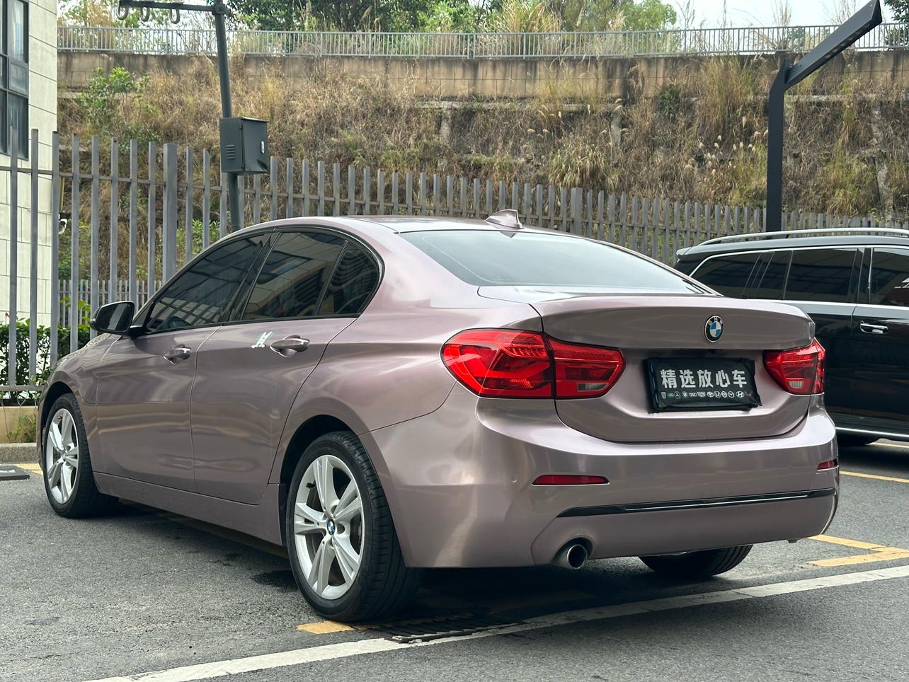 BMW 1 Series 2018 118i Design Package