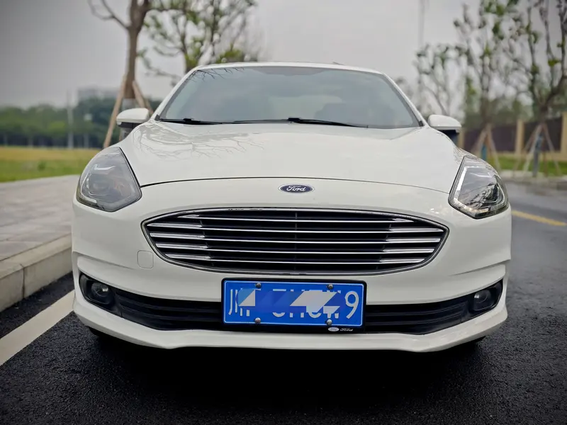 Forex 2019 facelift 1.5L automatic enjoyment type National V