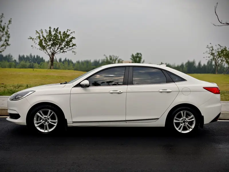 Forex 2019 facelift 1.5L automatic enjoyment type National V