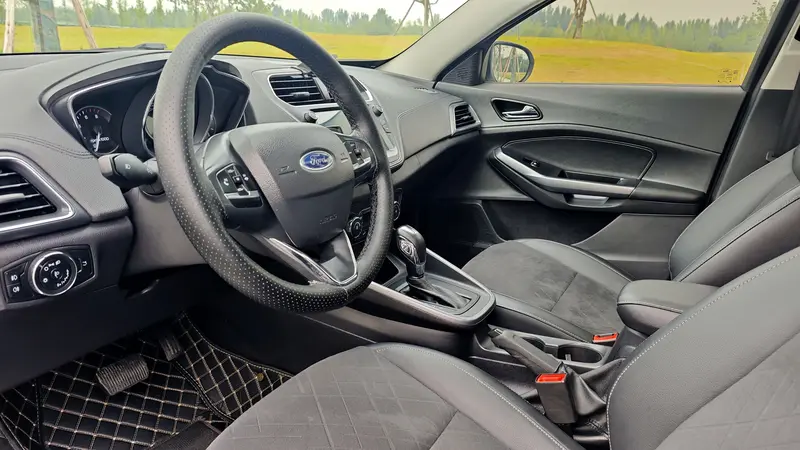 Forex 2019 facelift 1.5L automatic enjoyment type National V