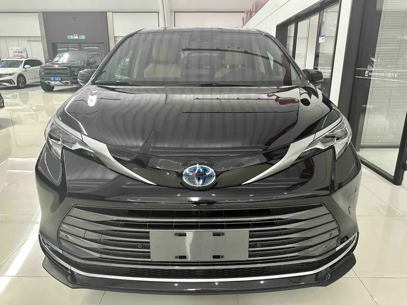 Senna 2023 Dual Engine 2.5L Deluxe Edition