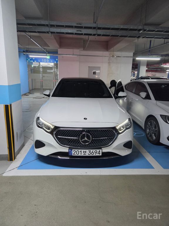 Mercedes E-Class W214 E200 Avantgarde 2025