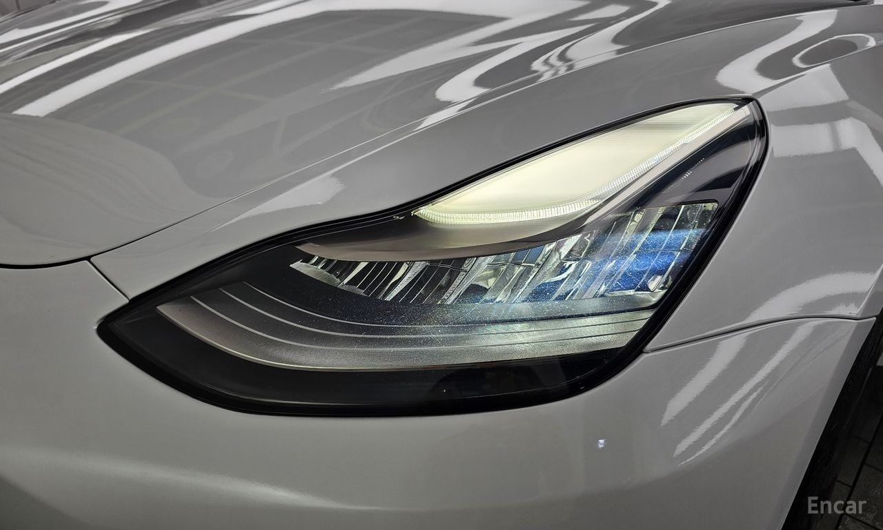Tesla Model 3 Standard Range Plus RWD 2020