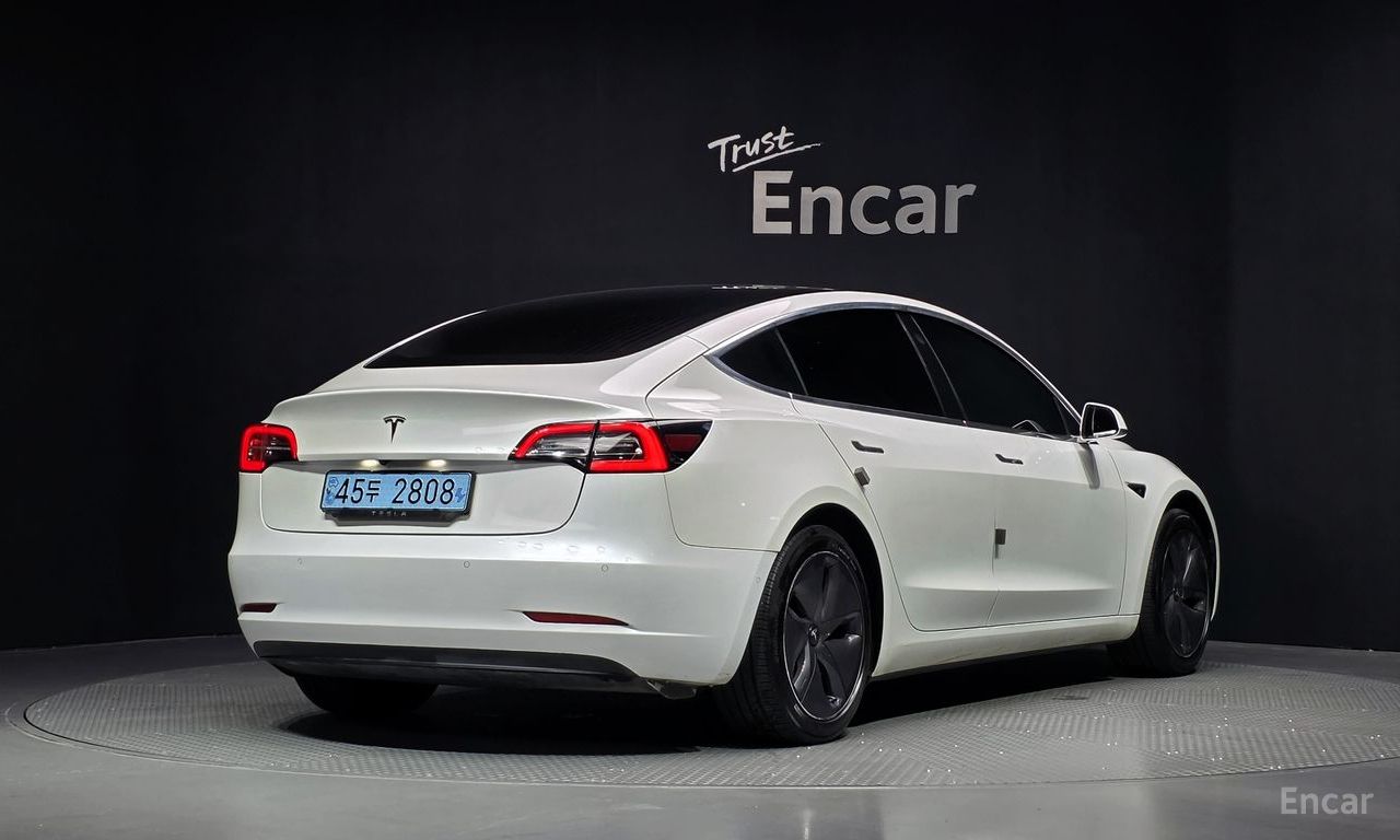 Tesla Model 3 Standard Range Plus RWD 2020