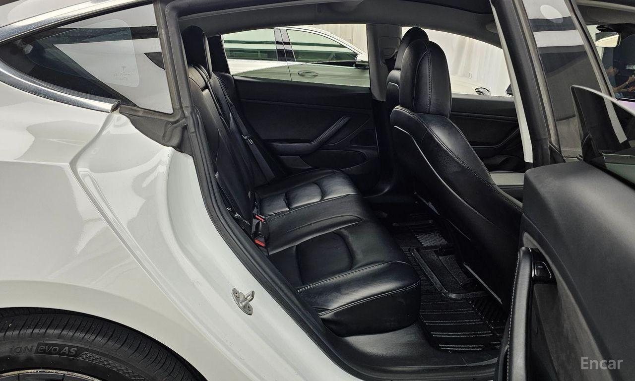 Tesla Model 3 Standard Range Plus RWD 2020