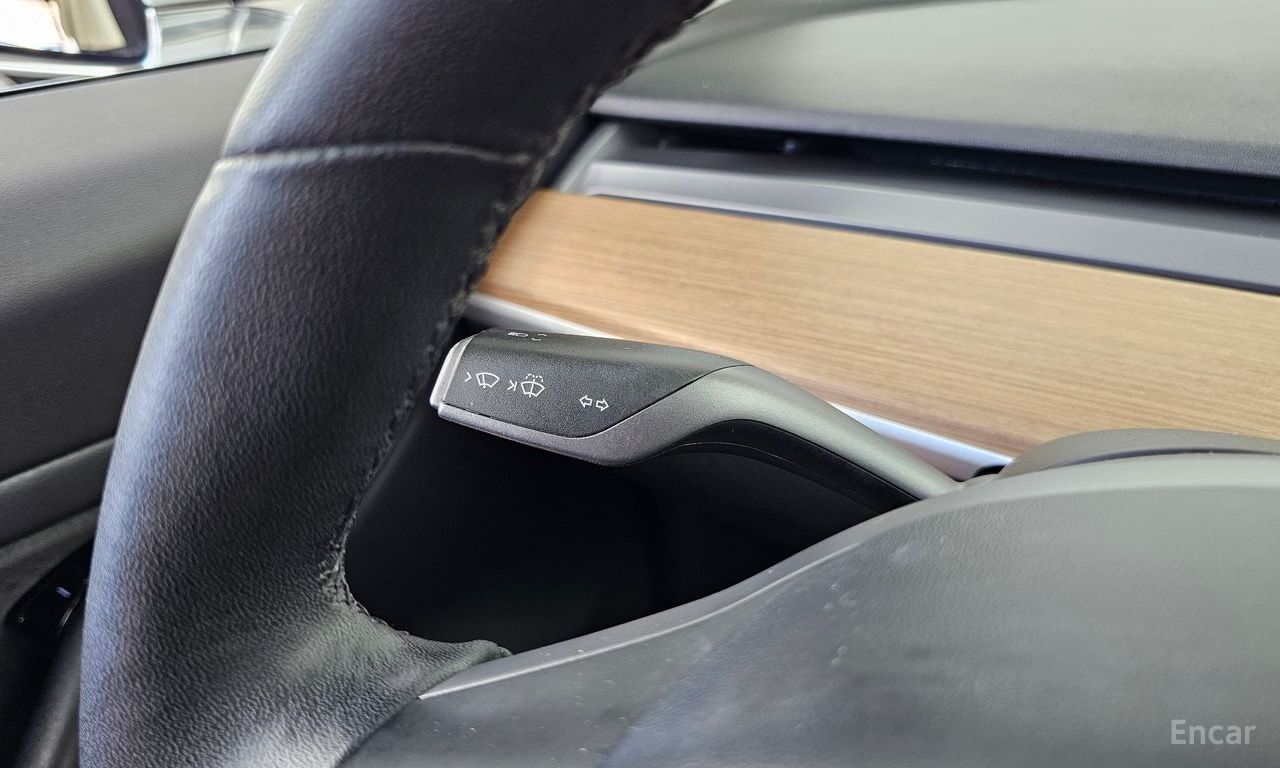 Tesla Model 3 Standard Range Plus RWD 2020