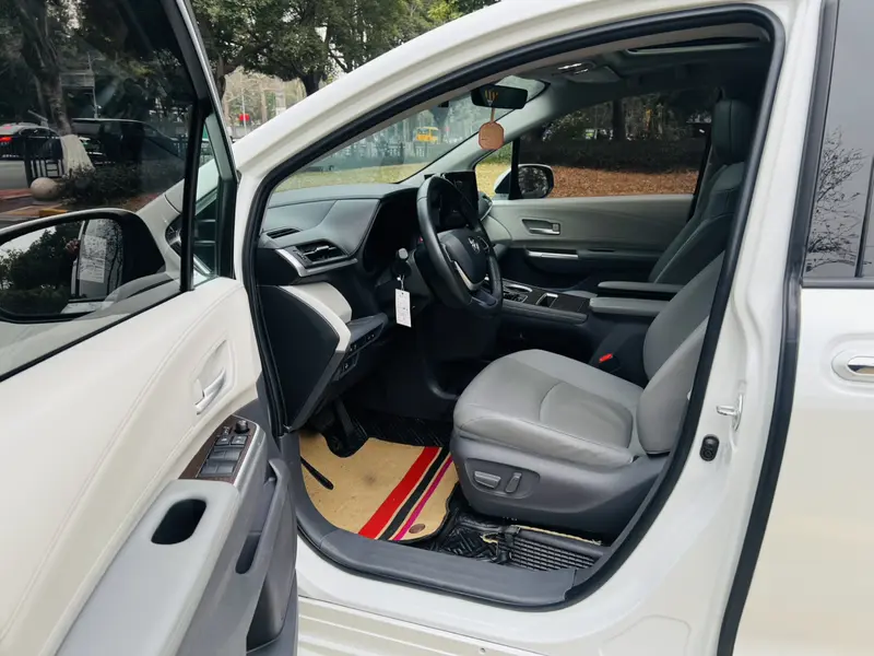 Senna 2023 Dual Engine 2.5L Deluxe Edition