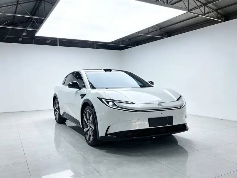 Toyota bZ5 2025 550 PRO Smart Travel Edition