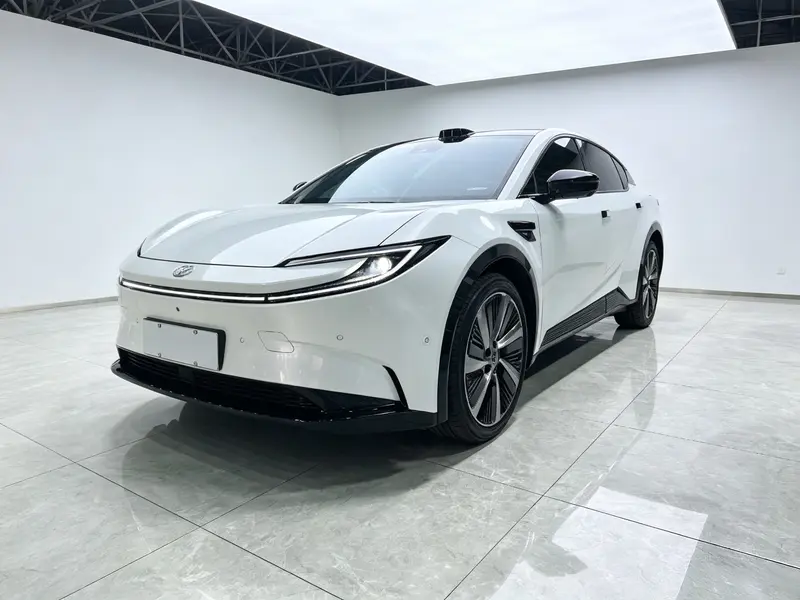 Toyota bZ5 2025 550 PRO Smart Travel Edition