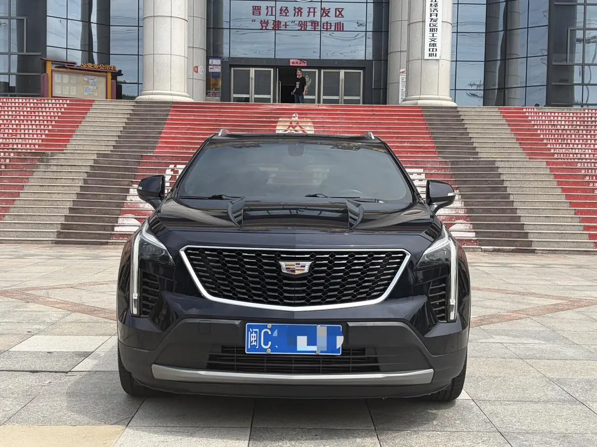 Cadillac XT4 2020 28T 2WD Leading