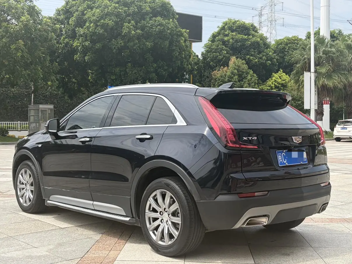 Cadillac XT4 2020 28T 2WD Leading
