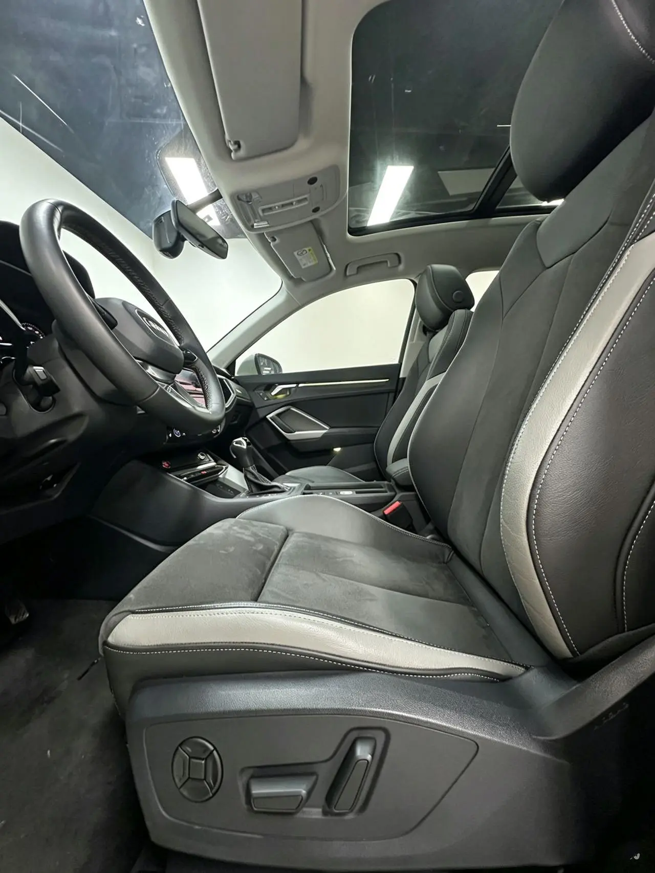 Audi Q3 2022 35 TFSI Dynamic Fashion