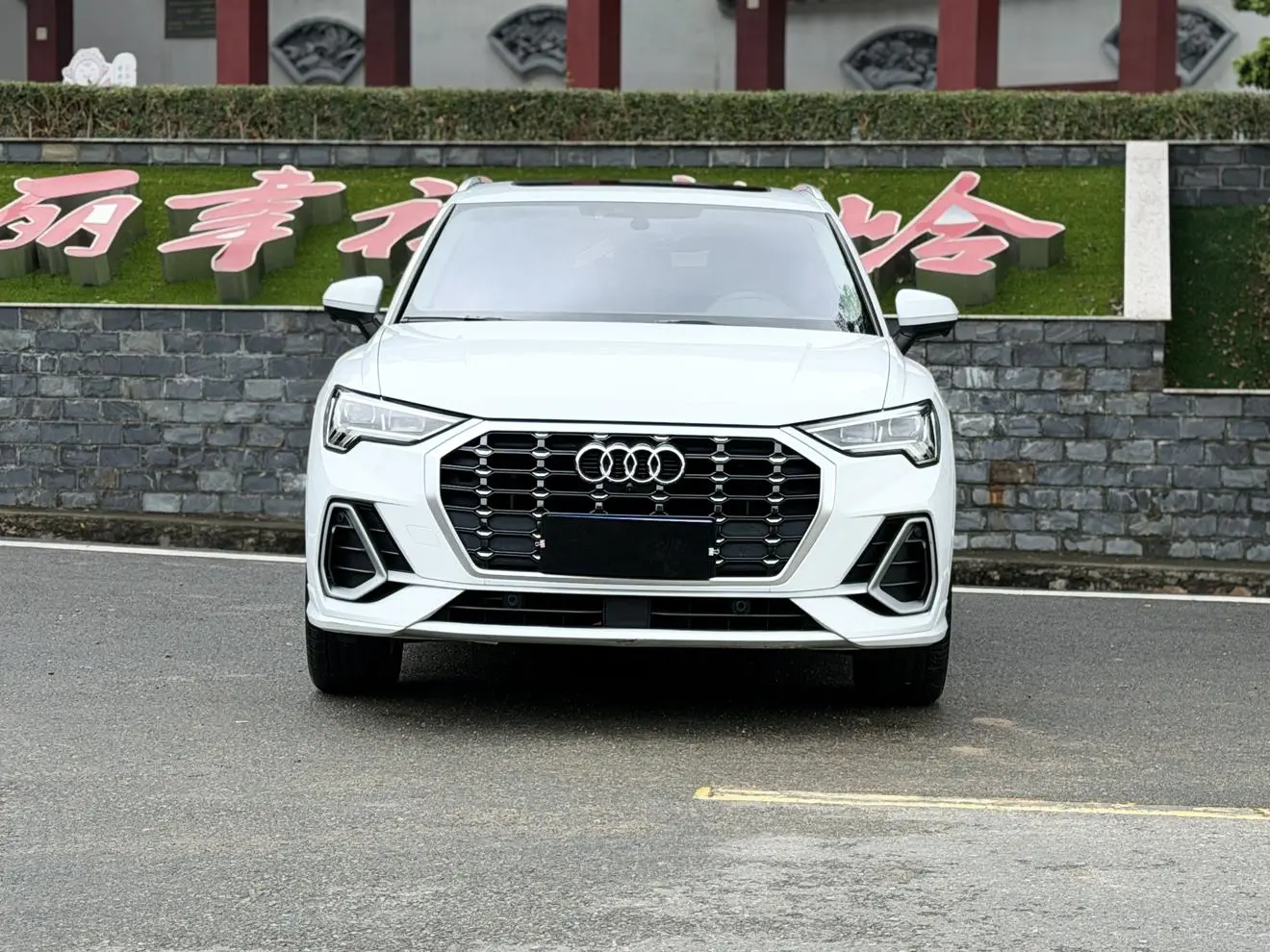 Audi Q3 2022 35 TFSI Dynamic Fashion