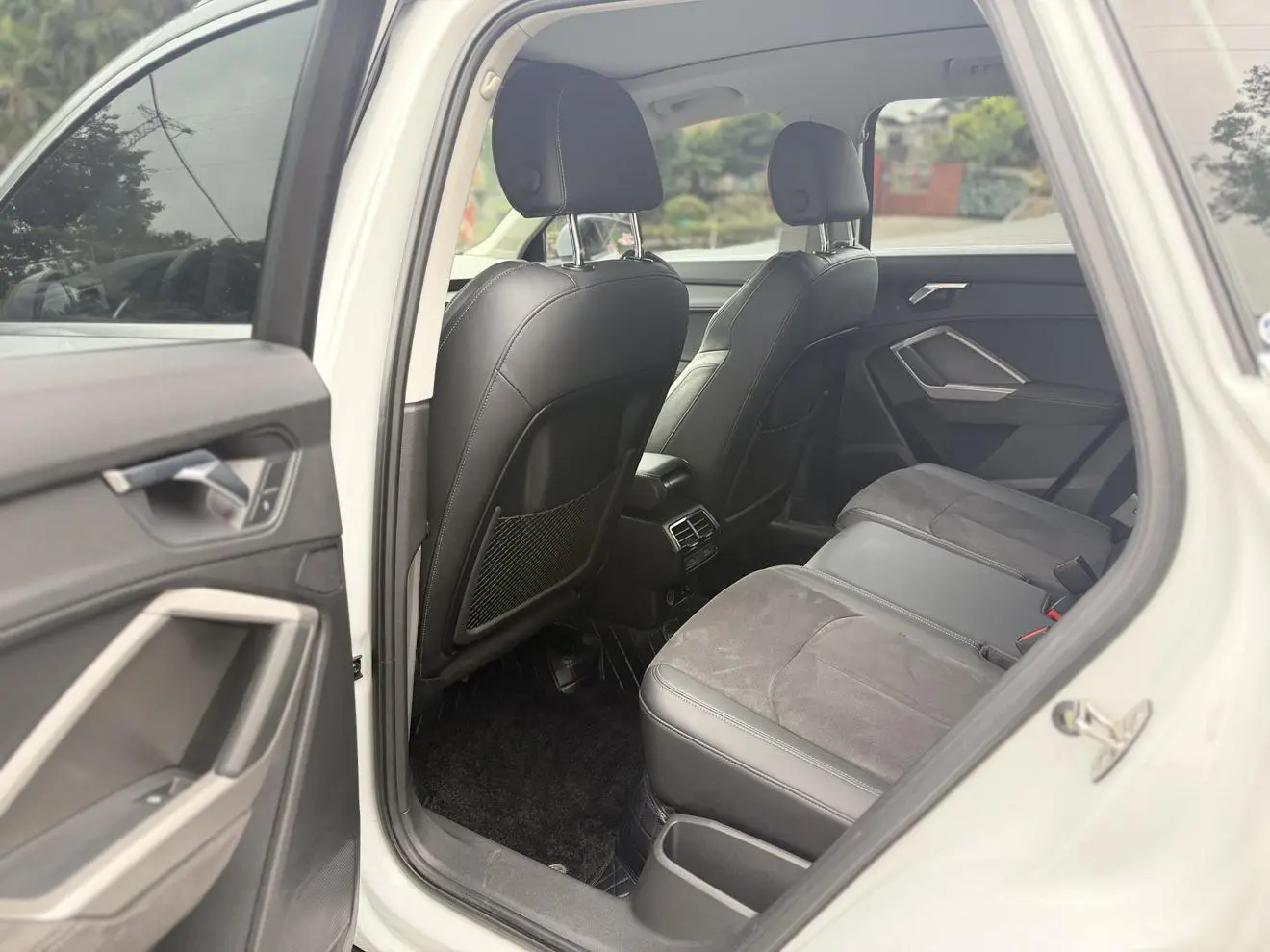 Audi Q3 2022 35 TFSI Dynamic Fashion