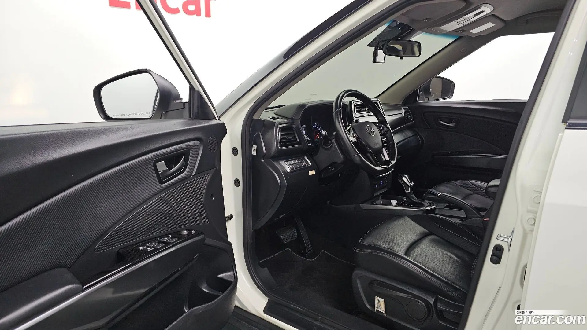 KG Mobility TIBOLI Gasoline 1.5 2WD 2021