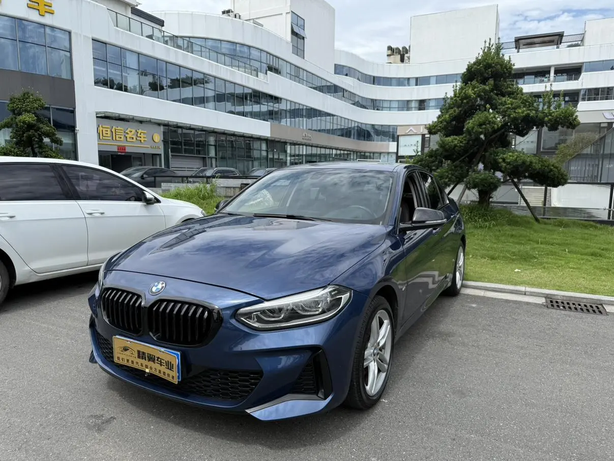 BMW 1 Series 2021 120i M Sport Shadow Night