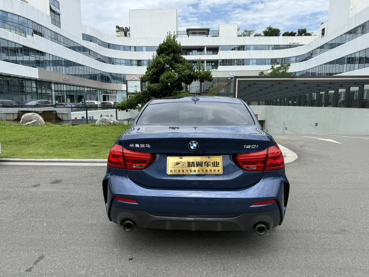 BMW 1 Series 2021 120i M Sport Shadow Night