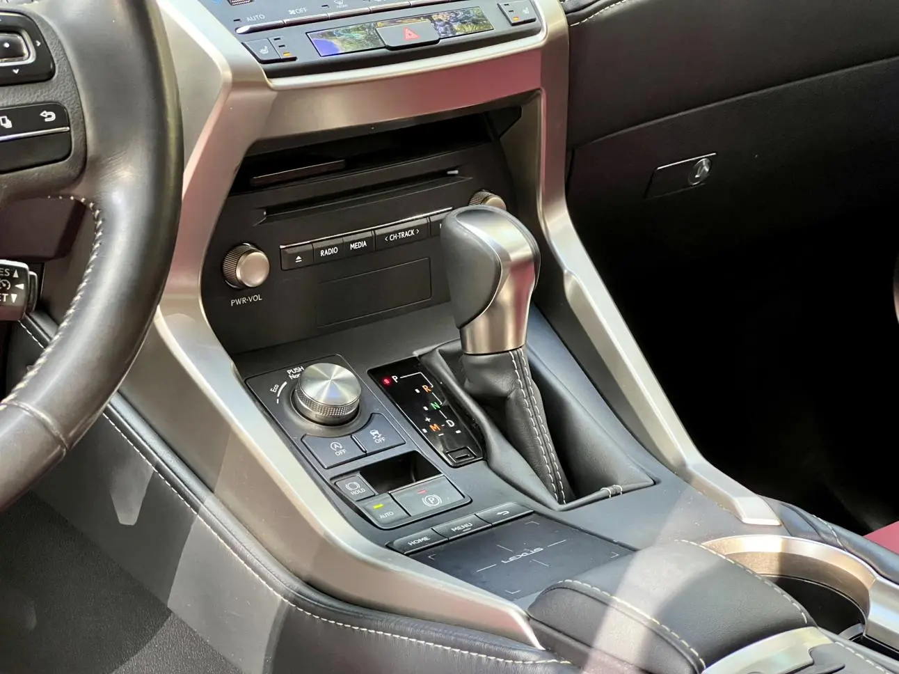 Lexus NX 2020 200 FWD China VI