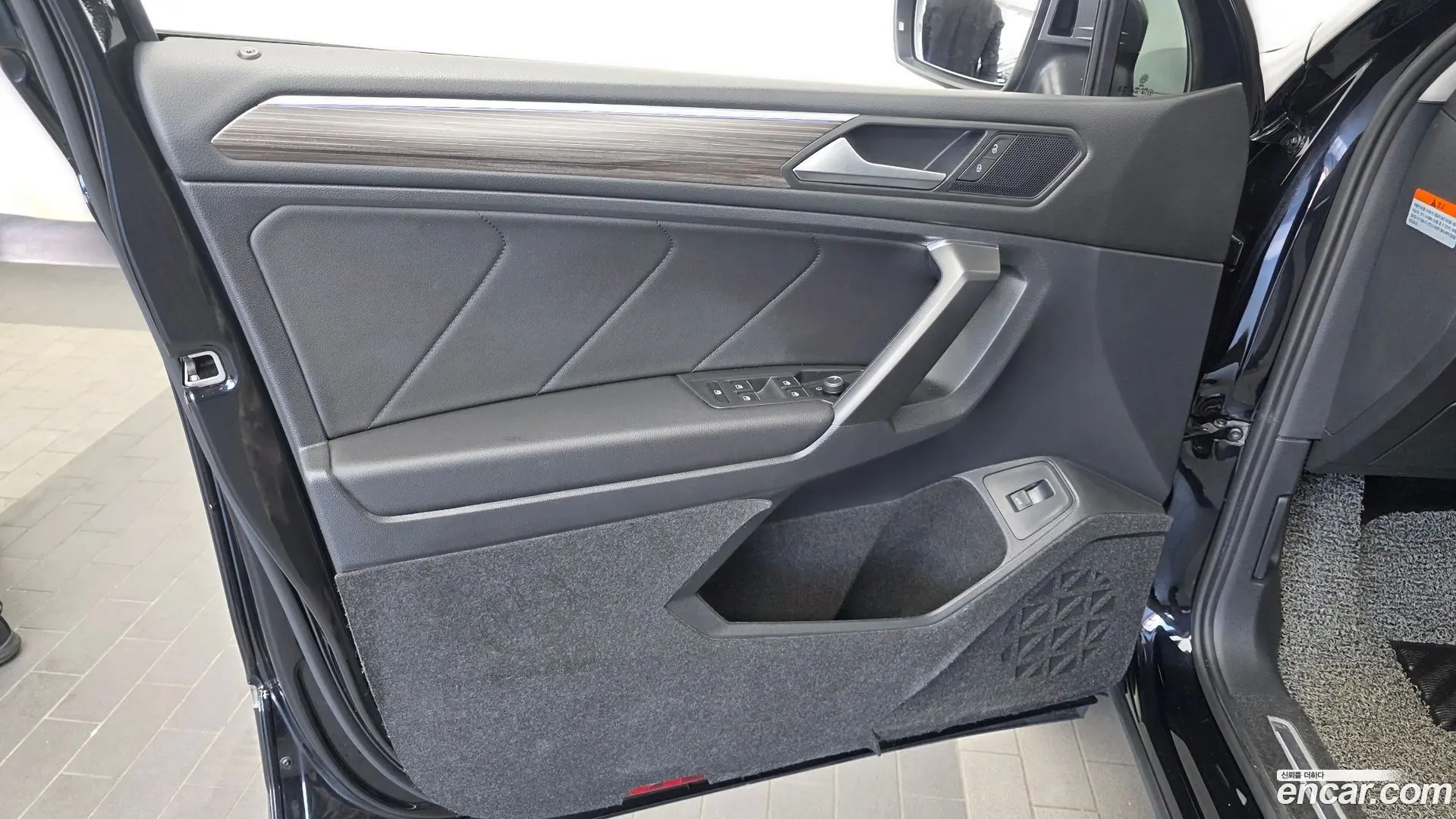 Volkswagen Tiguan 2.0 TSI Prestige