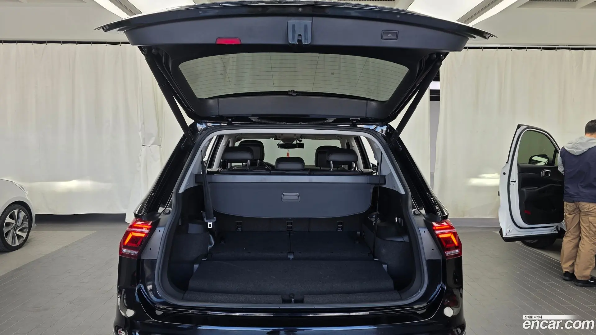 Volkswagen Tiguan 2.0 TSI Prestige