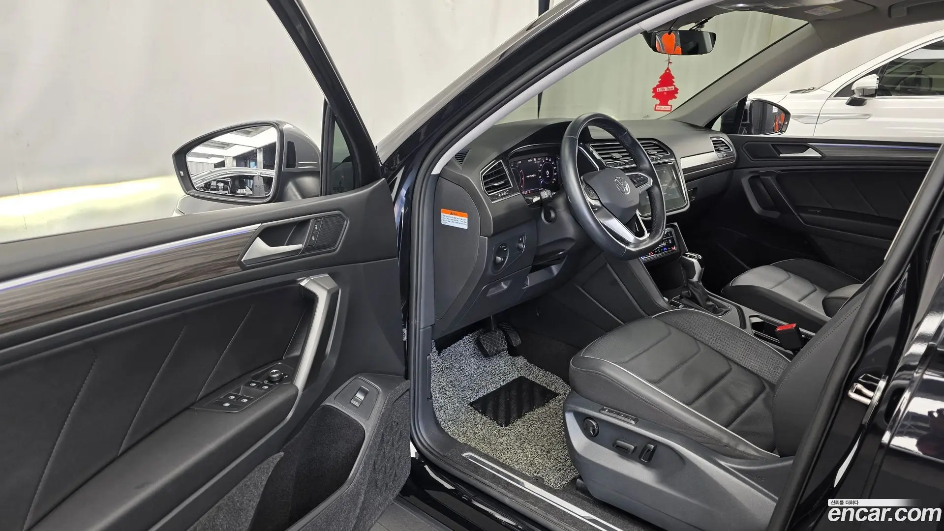 Volkswagen Tiguan 2.0 TSI Prestige