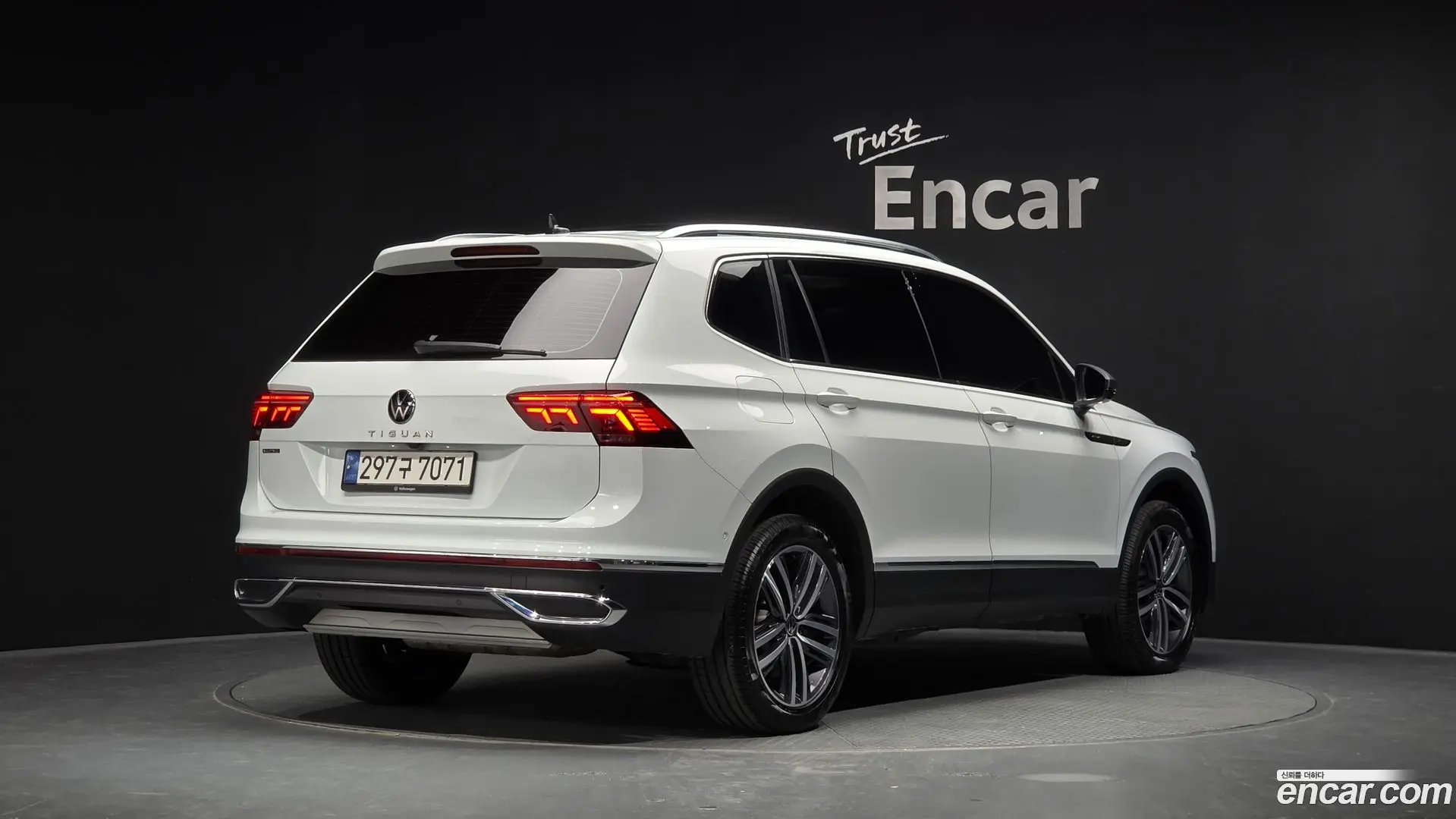 Volkswagen Tiguan 2.0 TSI Prestige