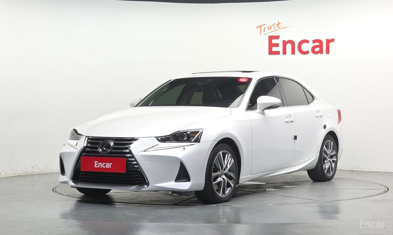 Lexus New IS200t Supreme 2017