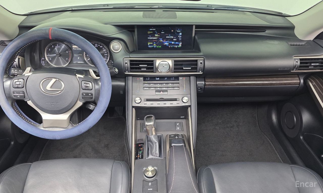 Lexus New IS200t Supreme 2017