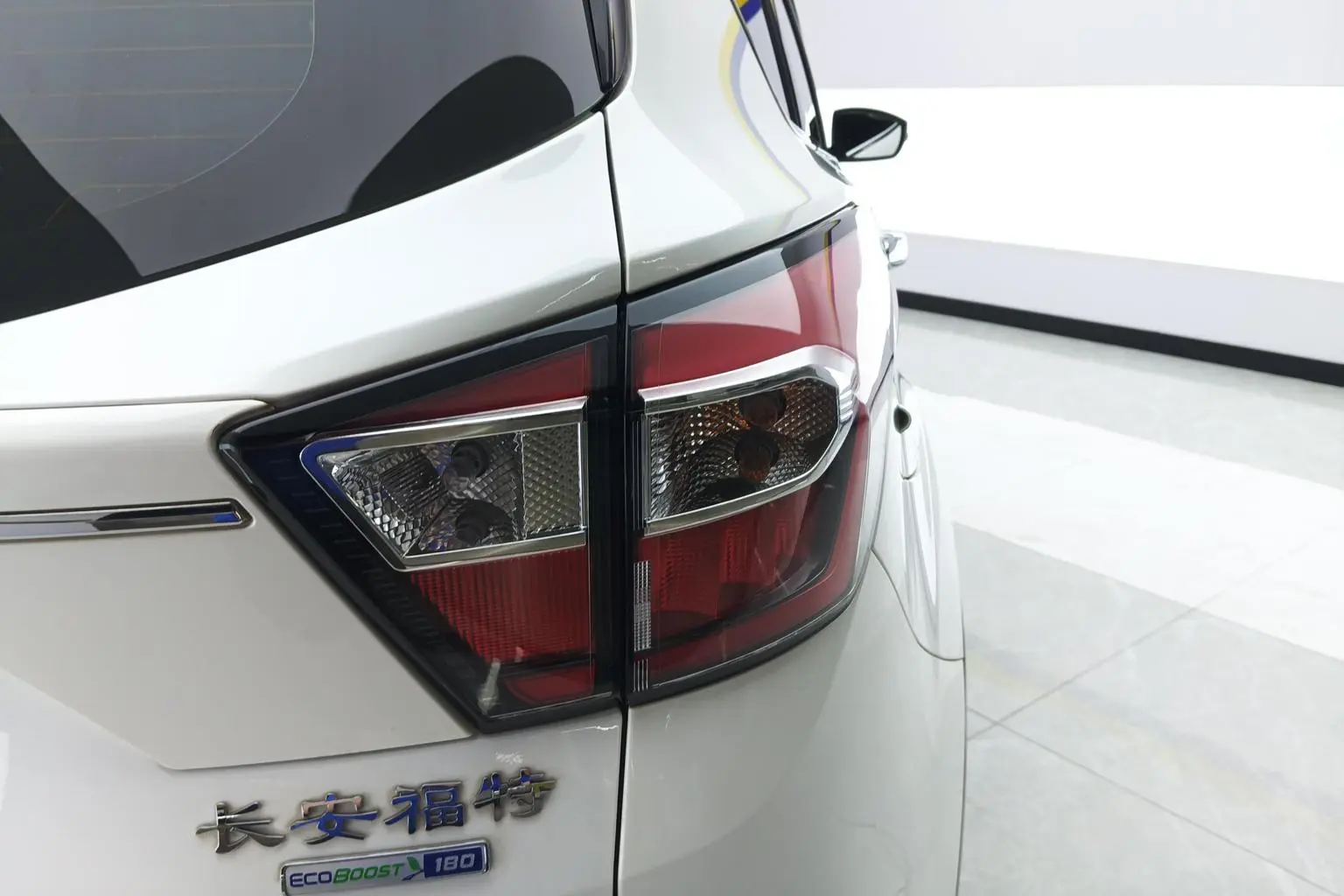 Ford Kuga 2019 EcoBoost 180 2WD China V