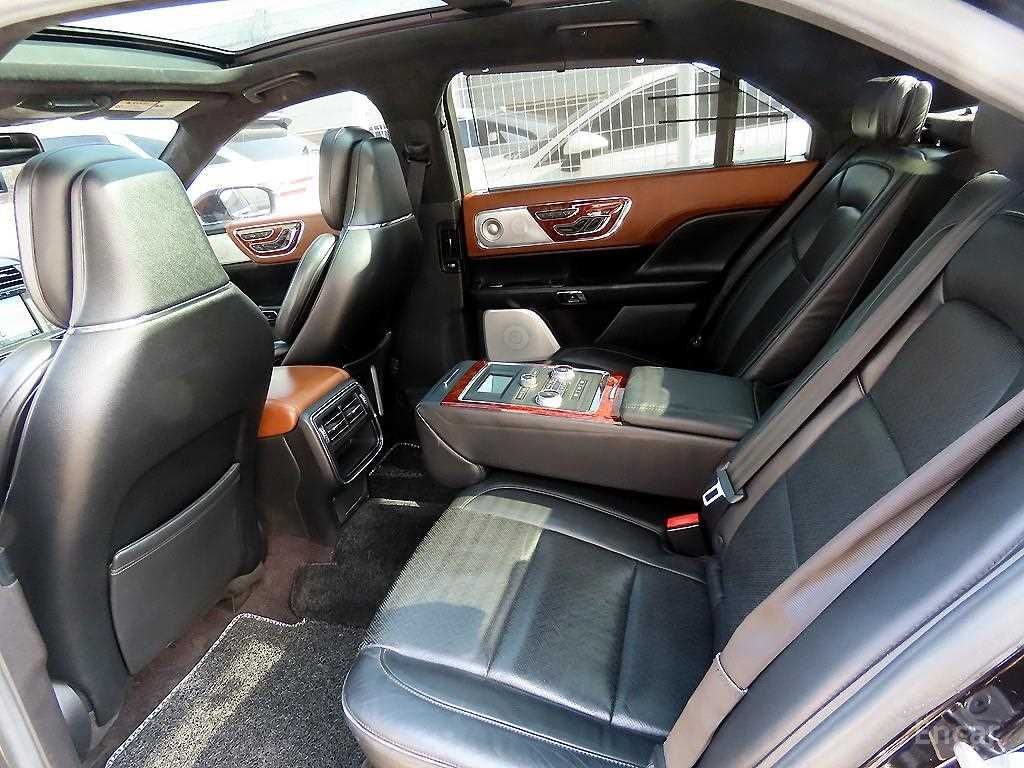 Lincoln Continental 10th Generation 3.0 Presidential AWD 2017