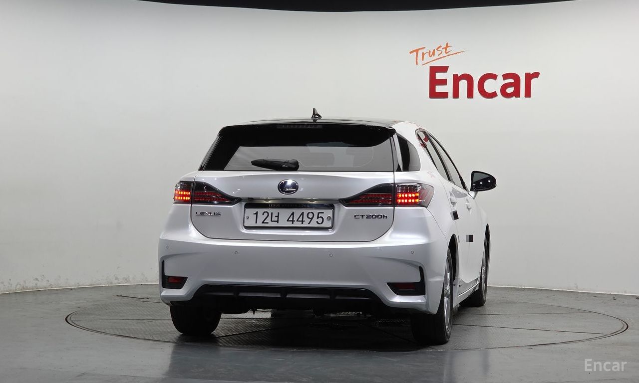 Lexus CT200h 1.8 Supreme 2017