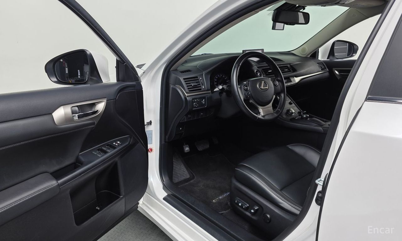Lexus CT200h 1.8 Supreme 2017