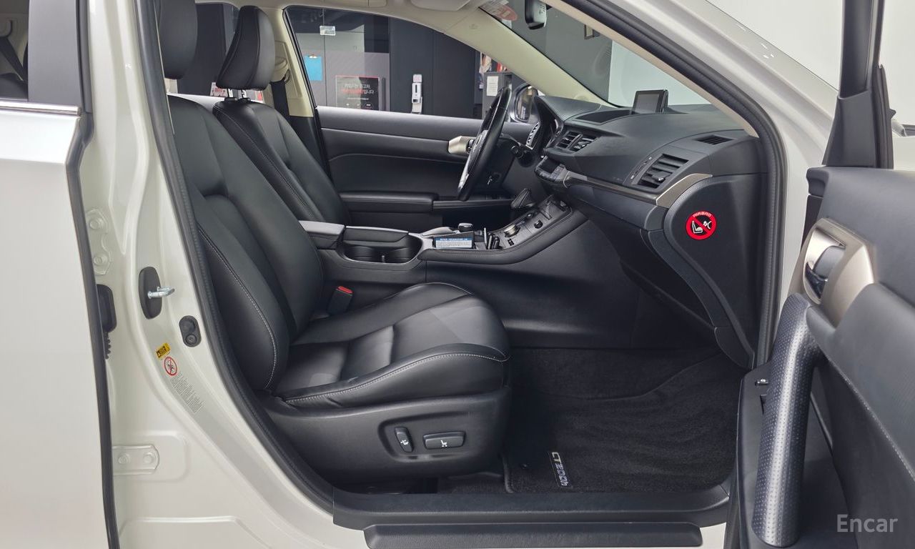 Lexus CT200h 1.8 Supreme 2017