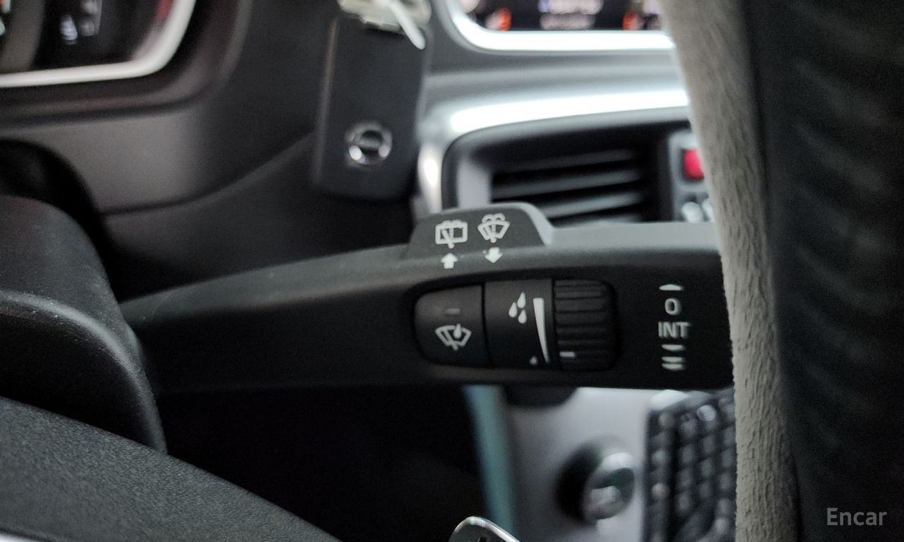 Volvo V40 D3 2018