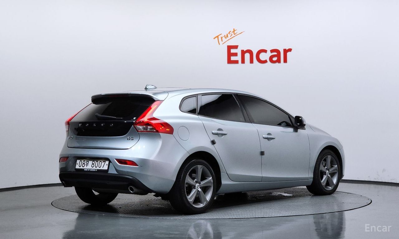 Volvo V40 D3 2018