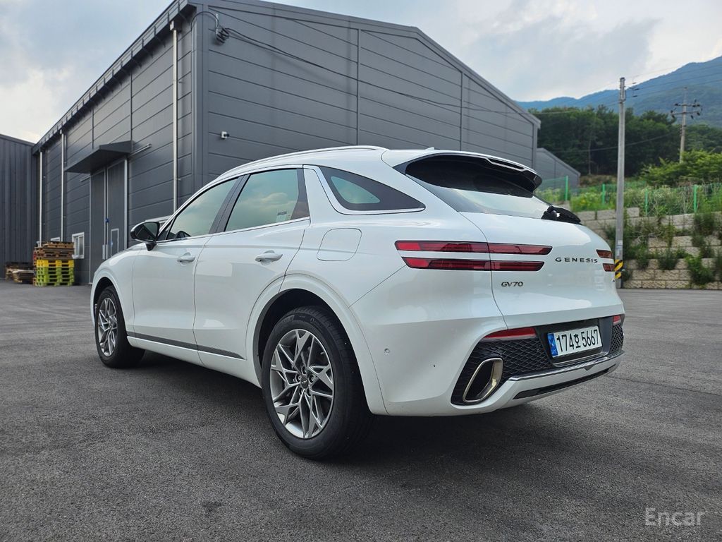 Genesis GV70 2.5T Gasoline AWD 2024