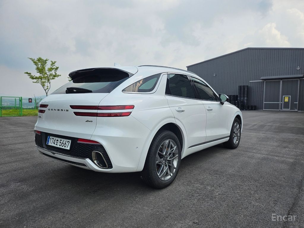 Genesis GV70 2.5T Gasoline AWD 2024