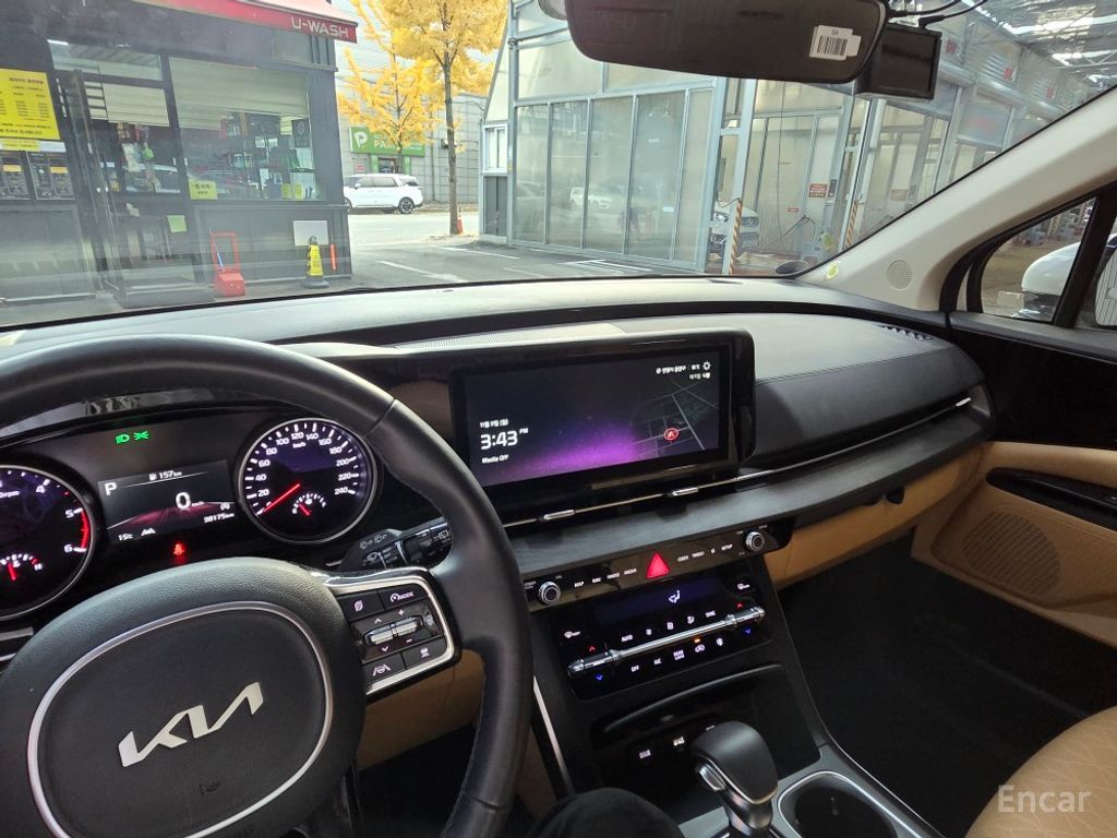 Kia Carnival 4th generation diesel 9-seater Prestige 2023